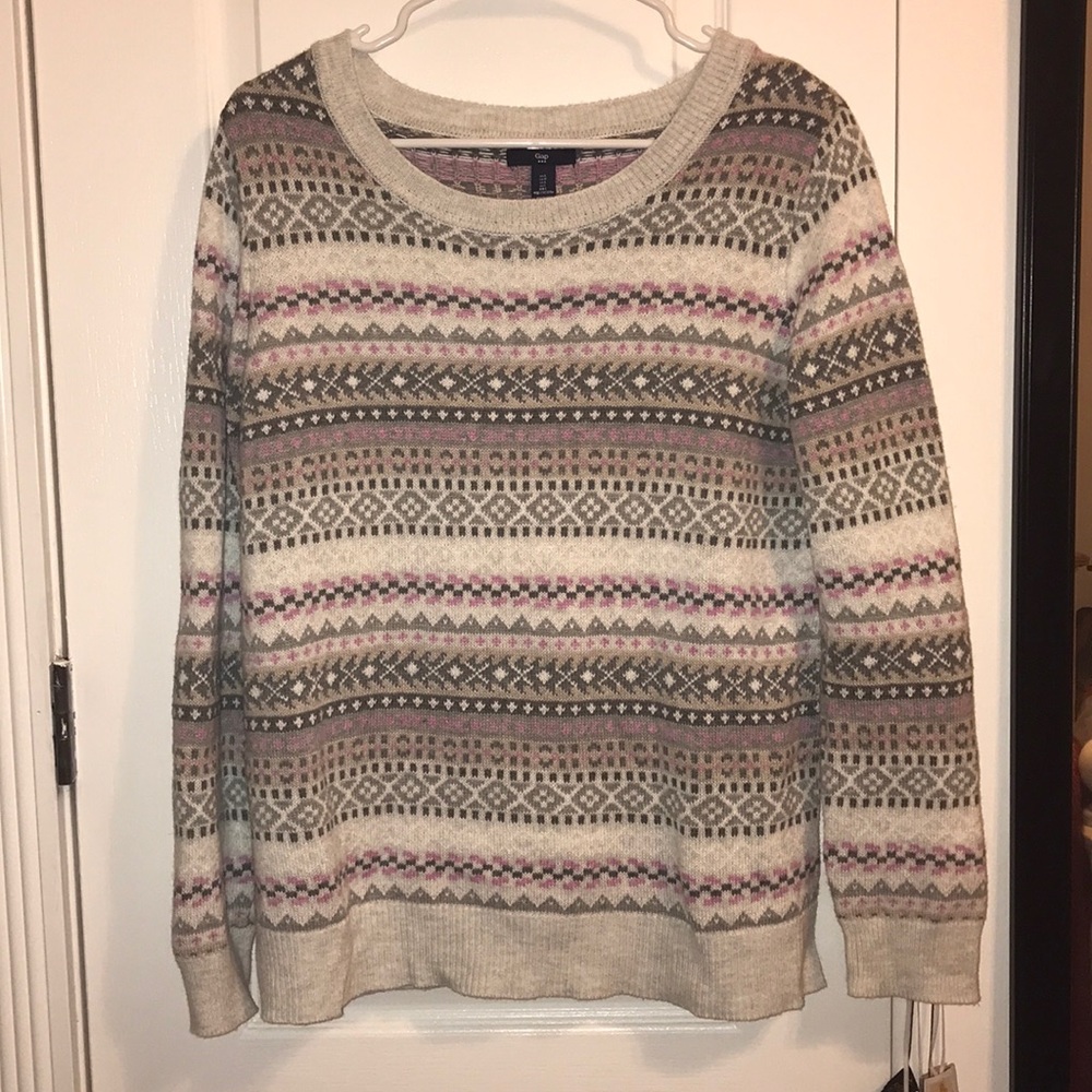 Patterned sweater